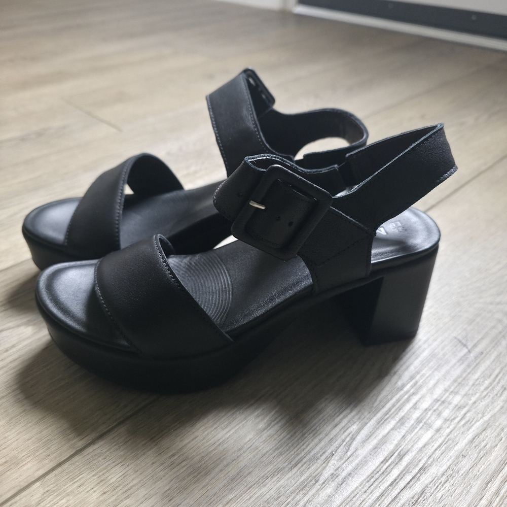 Naot Glamour Platform Sandal